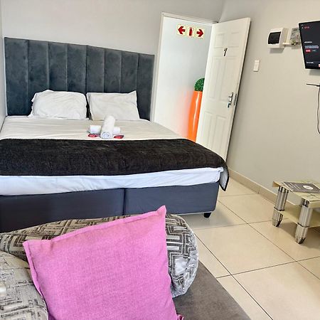 Mowetu Guest House Cape Town Dış mekan fotoğraf