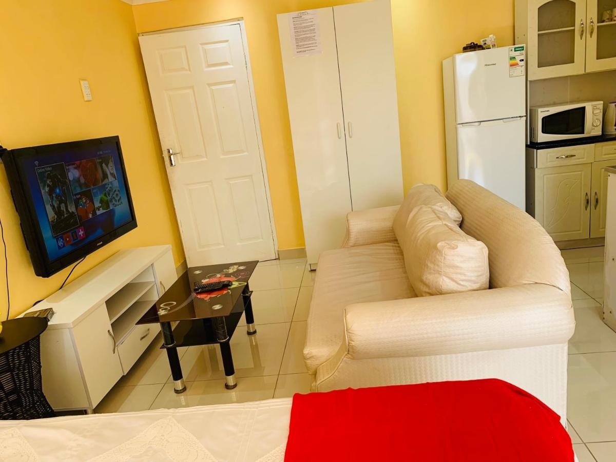 Mowetu Guest House Cape Town Dış mekan fotoğraf