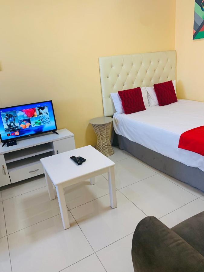 Mowetu Guest House Cape Town Dış mekan fotoğraf